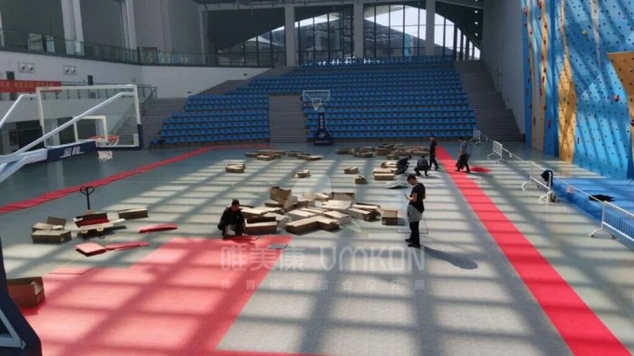 Jasa pasang lantai lapangan basket