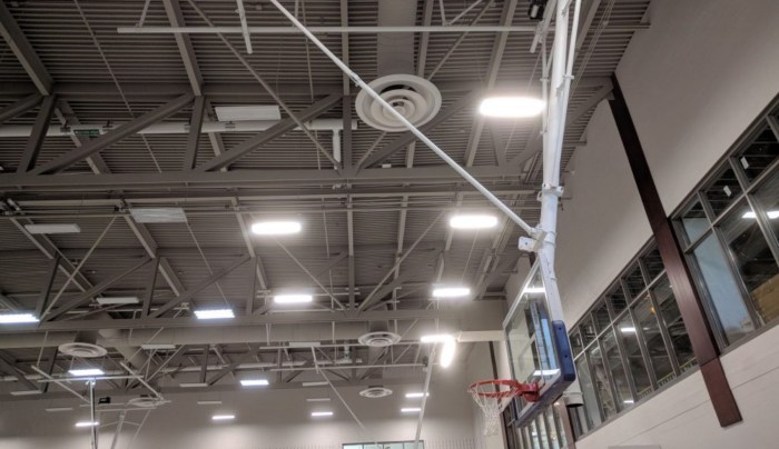 Perlengkapan pemasangan lantai parket lapangan basket