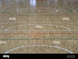 Cara Memilih Finishing Matte atau Glossy pada Lantai Parket Lapangan Basket