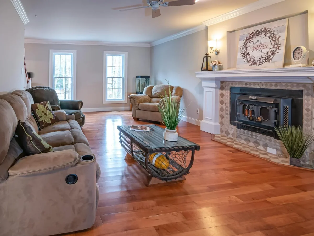 Living Room Beautiful Floor