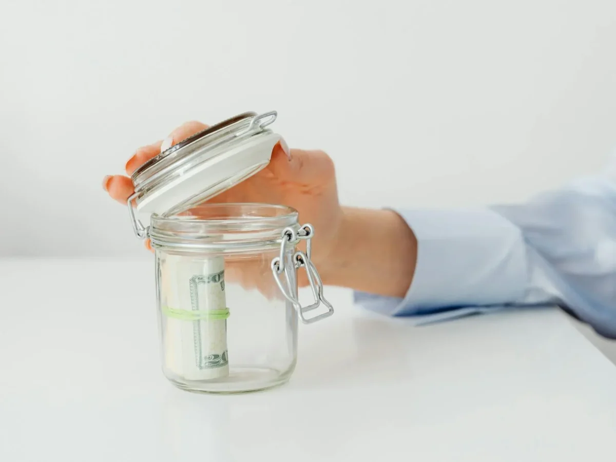 Saving Money Budget Construction