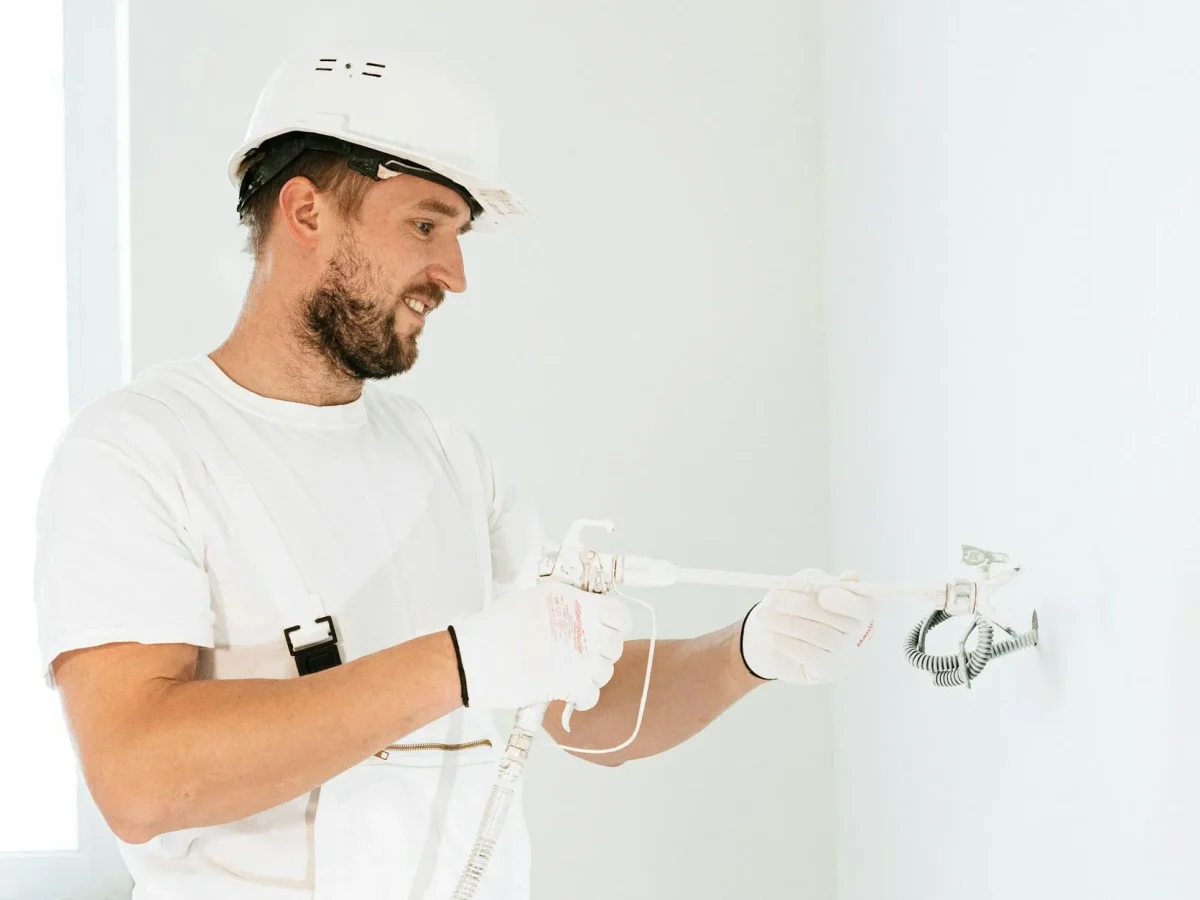 Skilled Worker Wood Installation